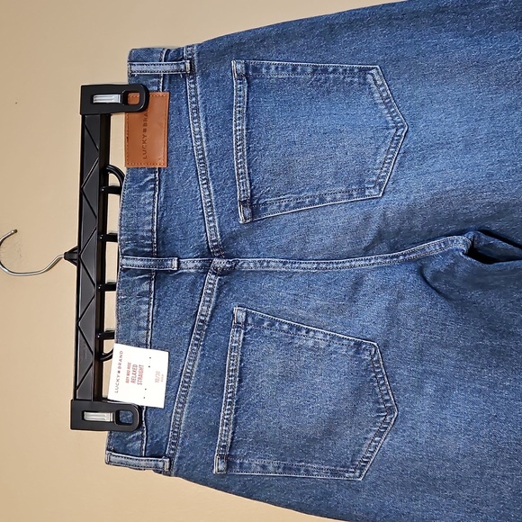 NWT Lucky Brand Boy Mid-Rise Straight Jeans - Picture 9 of 15